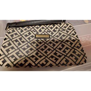 Tommy Hilfiger Wristlet Black & Beige
